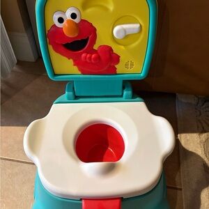 Interactive Elmo Potty Training Seat